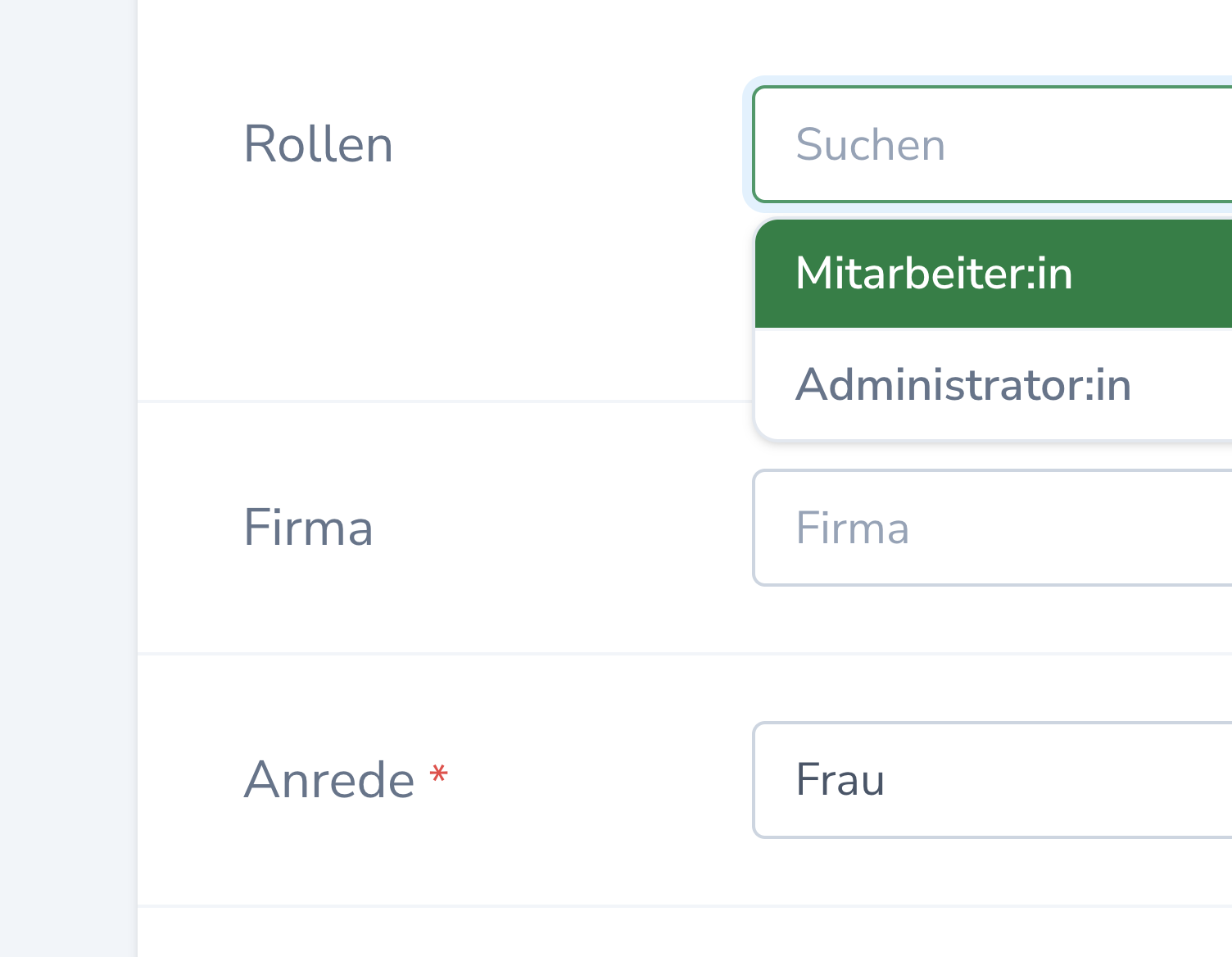 123Hundeschule-Software hat ein Rollensystem, das den Zugriff der Mitarbeiter:innen reguliert. Administratoren haben volle Kontrolle, während Mitarbeiter:innen eingeschränkte Zugriffsrechte haben, um sicherzustellen, dass sensible Daten nicht gefährdet werden.